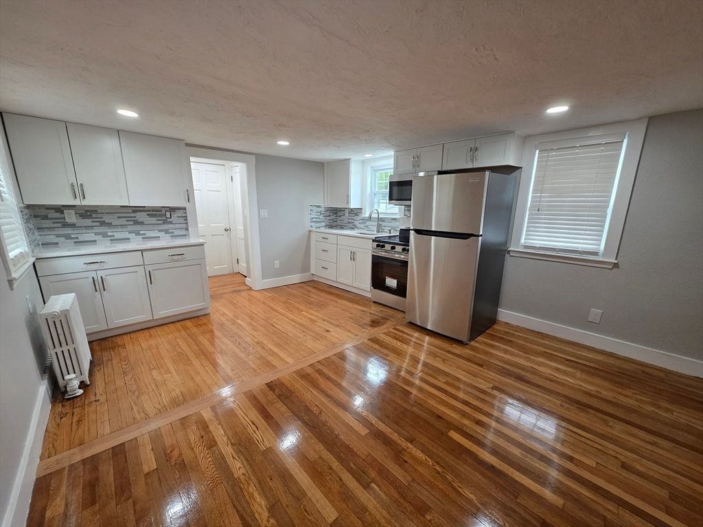 154 Pleasant Street 2, Marlborough, MA 01752
