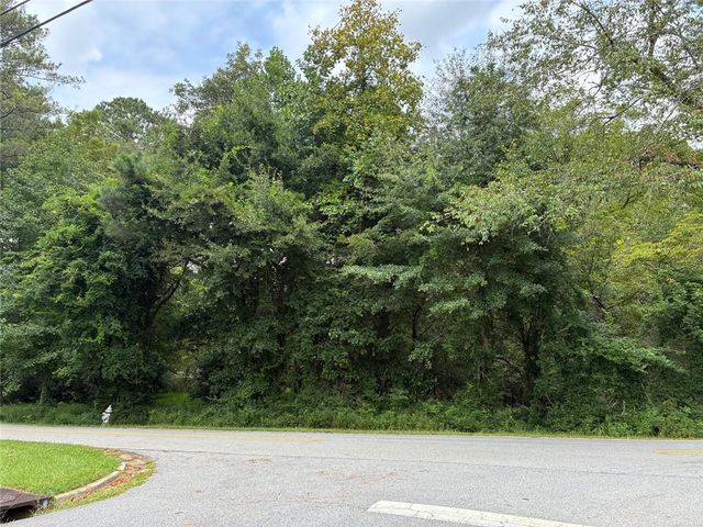 2943 Demooney Road, South Fulton, GA 30349