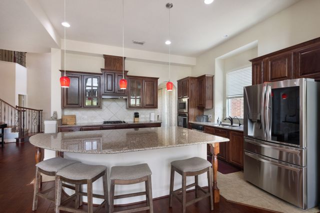 2573 Hannah Circle, Frisco, TX 75033