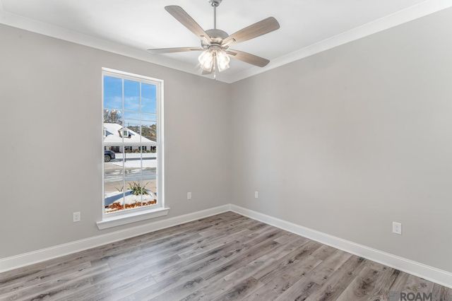 1802 N Linen Rd, Gonzales, LA 70737