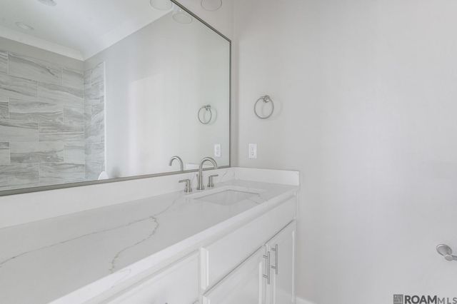 1802 N Linen Rd, Gonzales, LA 70737