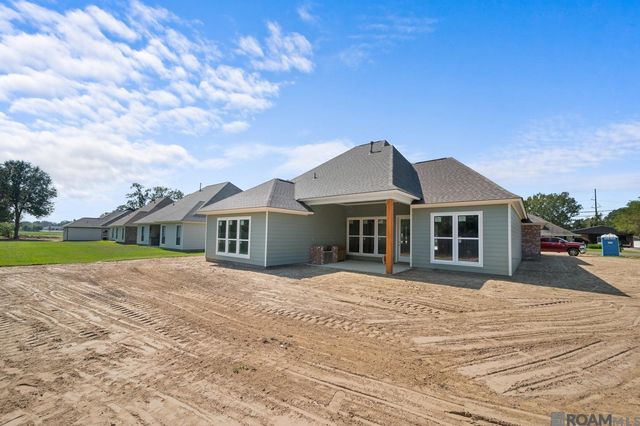 1802 N Linen Rd, Gonzales, LA 70737