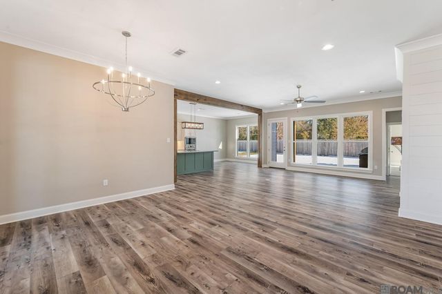 1802 N Linen Rd, Gonzales, LA 70737