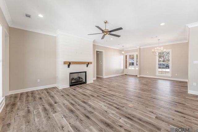 1802 N Linen Rd, Gonzales, LA 70737