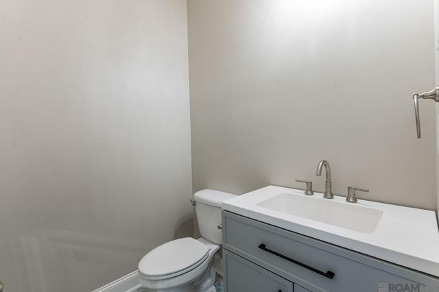 1802 N Linen Rd, Gonzales, LA 70737