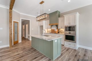 1802 N Linen Rd, Gonzales, LA 70737