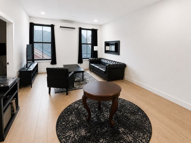 217-221 Essex Street 402, Salem, MA 01970