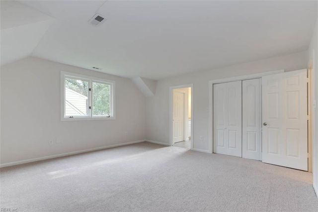 4 Saint Francis DR, Newport News, VA 23602