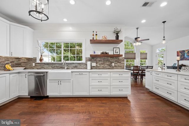 105 BEDROCK DR, Walkersville, MD 21793