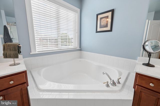 105 BEDROCK DR, Walkersville, MD 21793