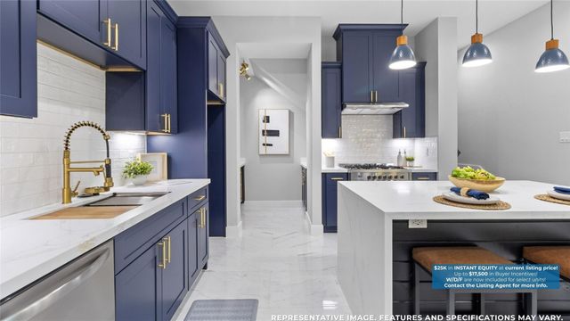 825 Paul Quinn Street F, Houston, TX 77091