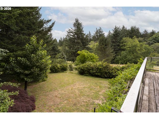 23655 Ne CASAVANT Dr, Hillsboro, OR 97123
