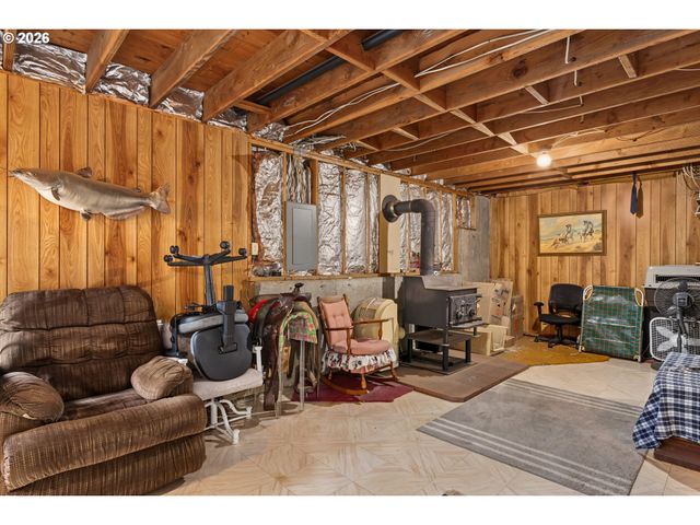 23655 Ne CASAVANT Dr, Hillsboro, OR 97123