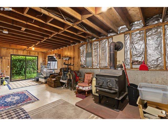 23655 Ne CASAVANT Dr, Hillsboro, OR 97123
