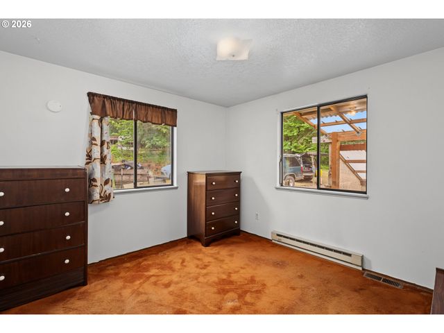 23655 Ne CASAVANT Dr, Hillsboro, OR 97123