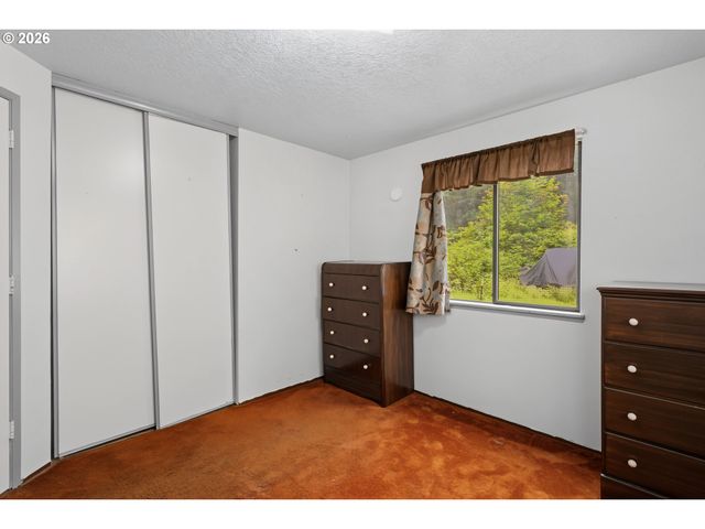 23655 Ne CASAVANT Dr, Hillsboro, OR 97123