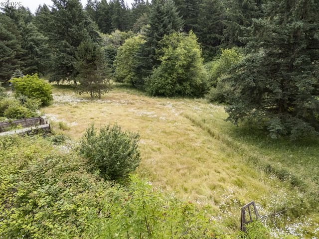 23655 Ne CASAVANT Dr, Hillsboro, OR 97123