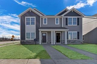 5036 Yates DRIVE, Racine, WI 53403