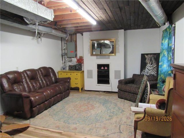 1721 Valley Brook Road, Clemmons, NC 27012