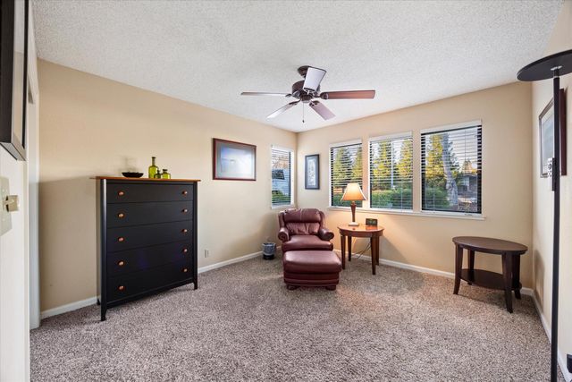 9328 N Winding Oak Dr, Fair Oaks, CA 95628