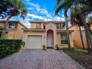 4434 Lake Lucerne Circle, West Palm Beach, FL 33409