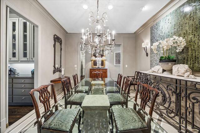 2627 Sutton Court, Houston, TX 77027