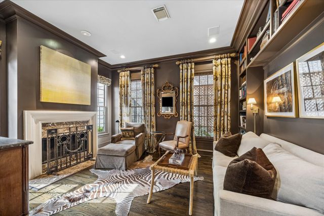 2627 Sutton Court, Houston, TX 77027