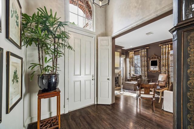 2627 Sutton Court, Houston, TX 77027