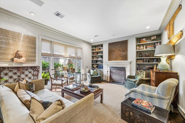 2627 Sutton Court, Houston, TX 77027