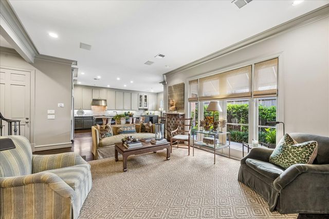 2627 Sutton Court, Houston, TX 77027