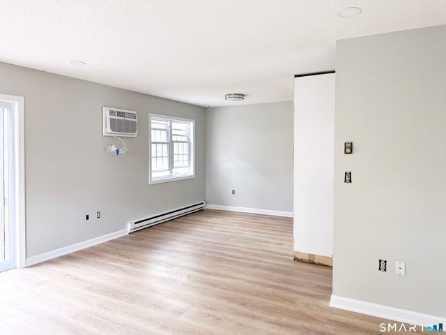 203 Capewell Avenue, Waterbury, CT 06708