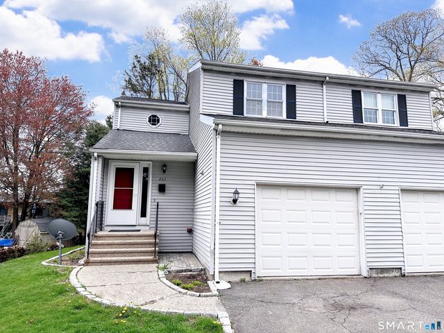 203 Capewell Avenue, Waterbury, CT 06708