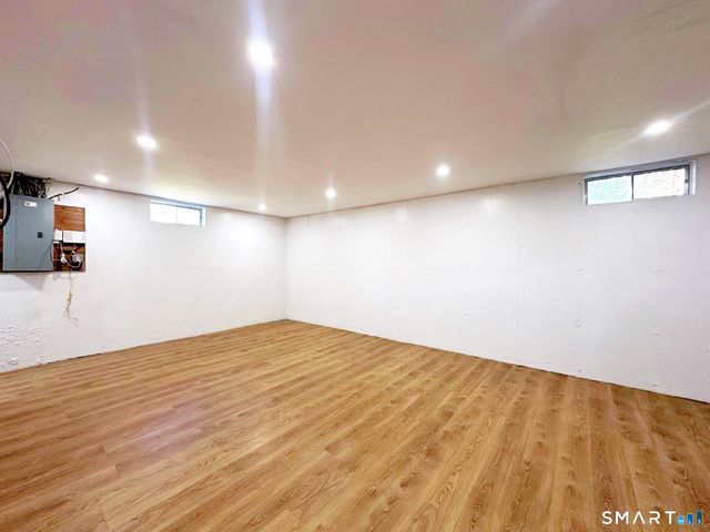 203 Capewell Avenue, Waterbury, CT 06708