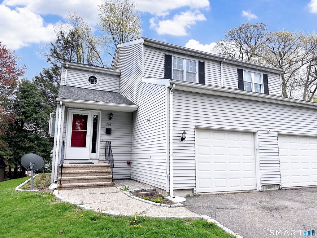 203 Capewell Avenue, Waterbury, CT 06708