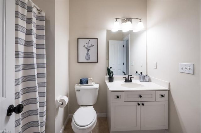 1505 Trajan RCH, Chesapeake, VA 23322