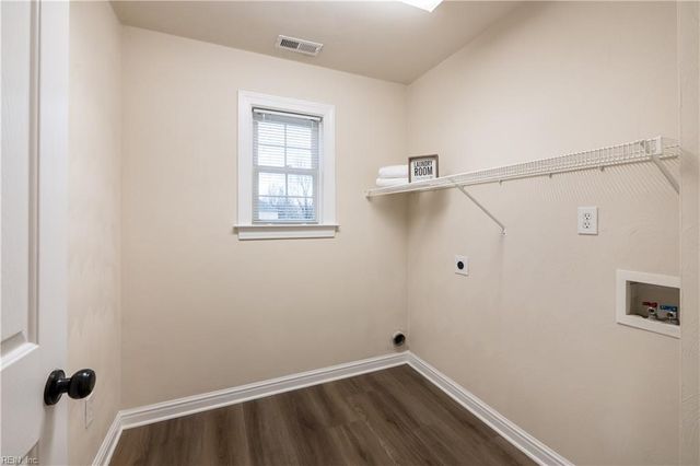 1505 Trajan RCH, Chesapeake, VA 23322