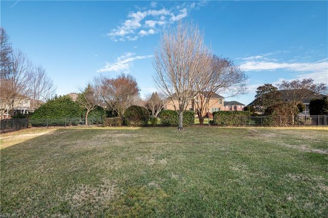 1505 Trajan RCH, Chesapeake, VA 23322