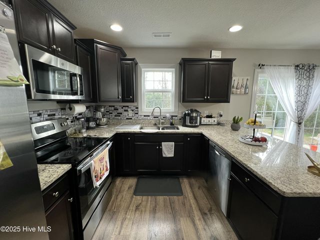 269 Wood House Drive, Jacksonville, NC 28546