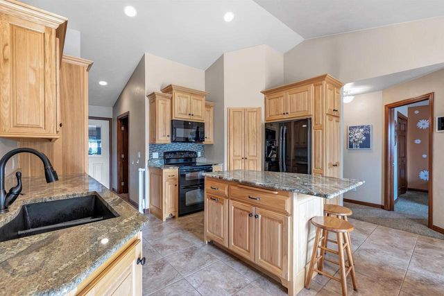3619 CROCUS DRIVE, De Pere, WI 54115