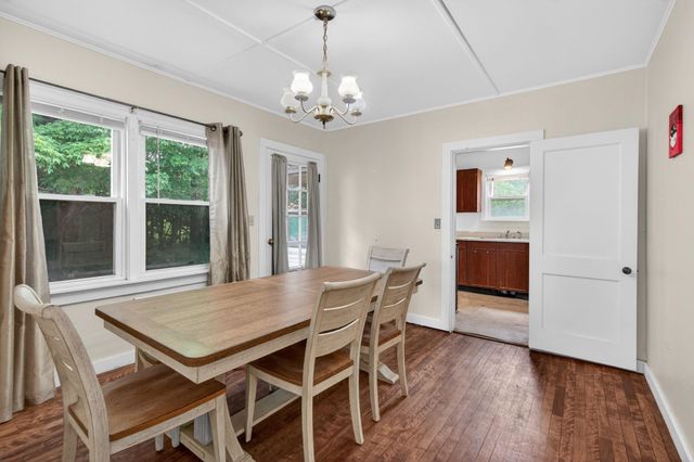 560 Sunapee Street, Newport, NH 03773