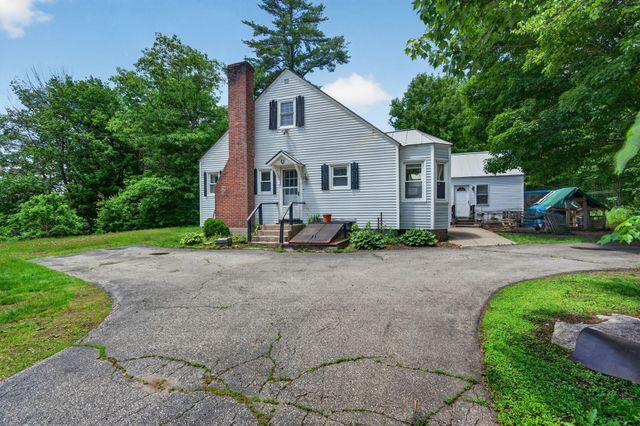 560 Sunapee Street, Newport, NH 03773