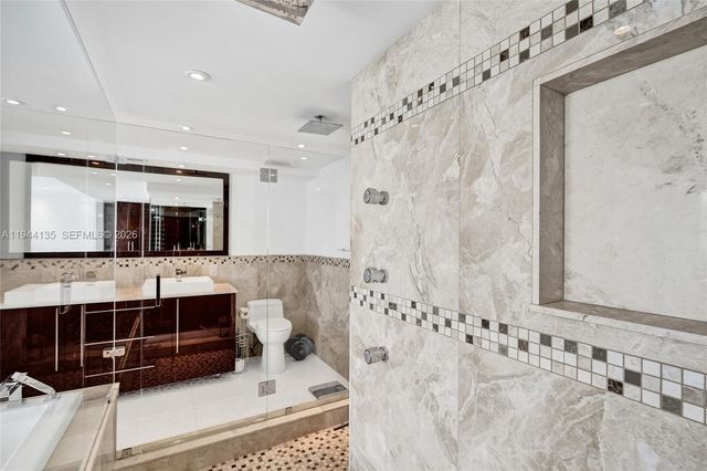 1000 Parkview Dr 330, Hallandale Beach, FL 33009