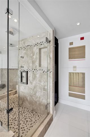 1000 Parkview Dr 330, Hallandale Beach, FL 33009