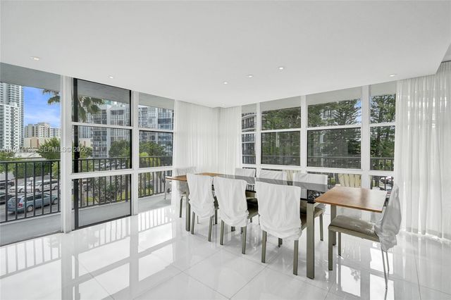 1000 Parkview Dr 330, Hallandale Beach, FL 33009