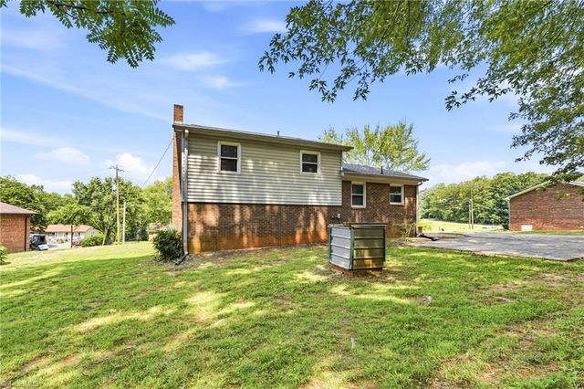 1547 Siloam Road, Mount Airy, NC 27030