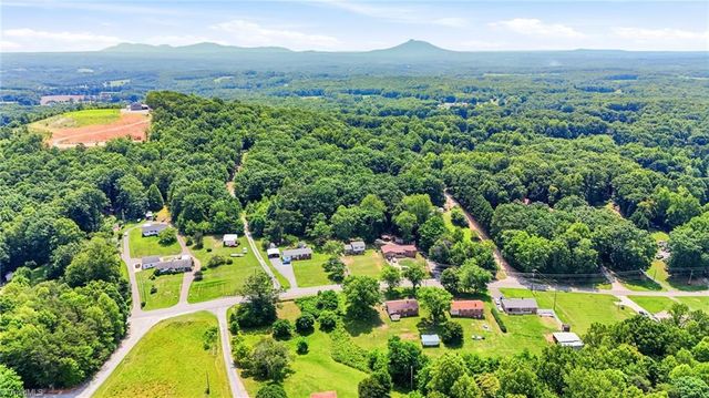 1547 Siloam Road, Mount Airy, NC 27030