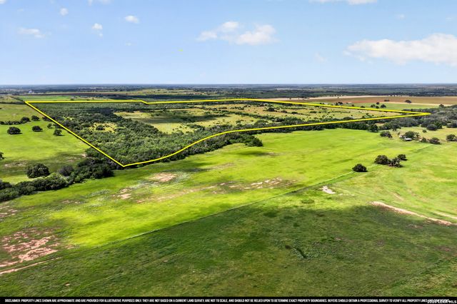 457 County Road 410, Stockdale, TX 78160