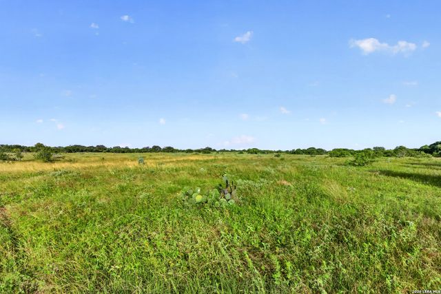 457 County Road 410, Stockdale, TX 78160