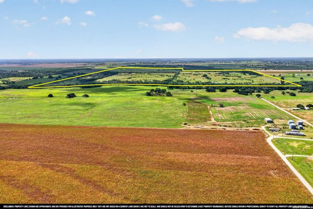 457 County Road 410, Stockdale, TX 78160