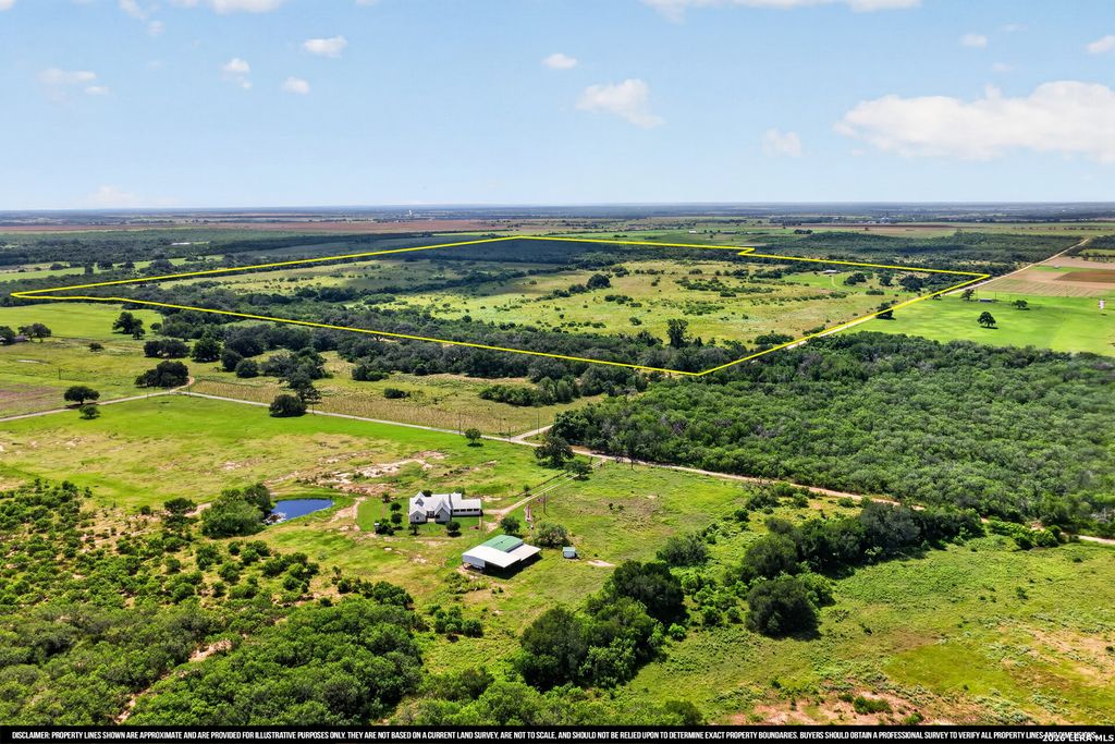 457 County Road 410, Stockdale, TX 78160